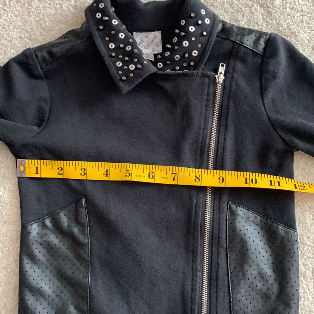 D-Signed Coat - Picture 6 of 9